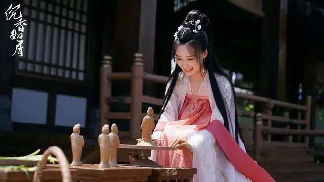 同样是林源演反派，把《沉香如屑》沈湘君和《暮白首》墨幻放在一起对比，差异明显  第4张