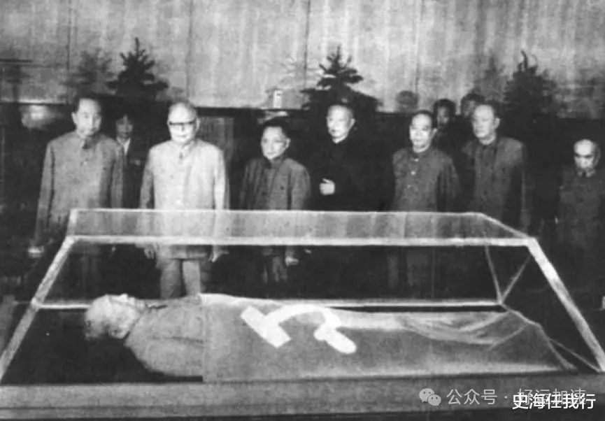 毛主席逝世48年，为何遗容至今面色红润？内部人员揭露真相！  第19张