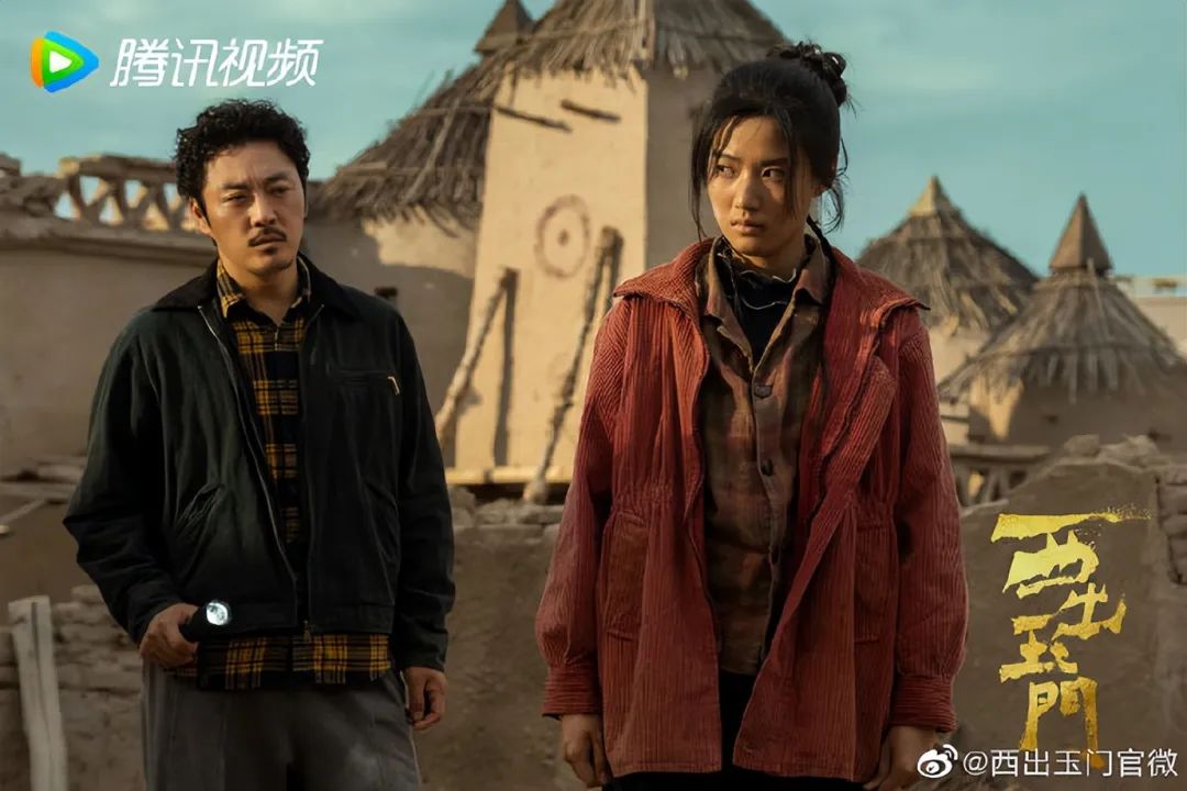 明明一个人，演完《玉骨遥》又演《西出玉门》，她换了造型没认出  第6张