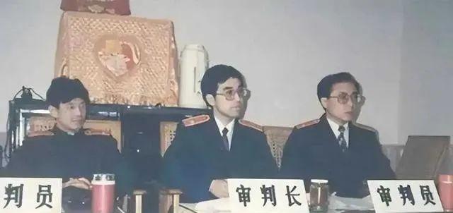 河南农民工因买绿马甲，被判13年，差15天刑满时，法院：无罪释放