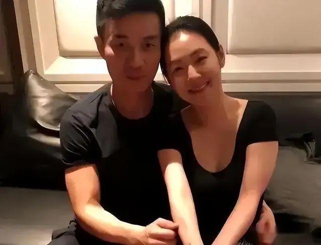 小S二女儿风波升级！品牌背后资本被扒出，小S夫妇担任股东狂捞金