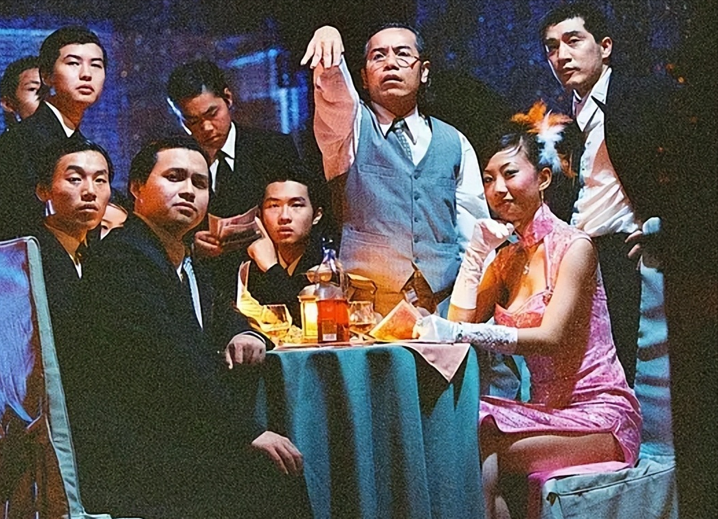 明明一个人，演完《功夫》19年后，又演《繁花》，竟然没有认出她  第6张