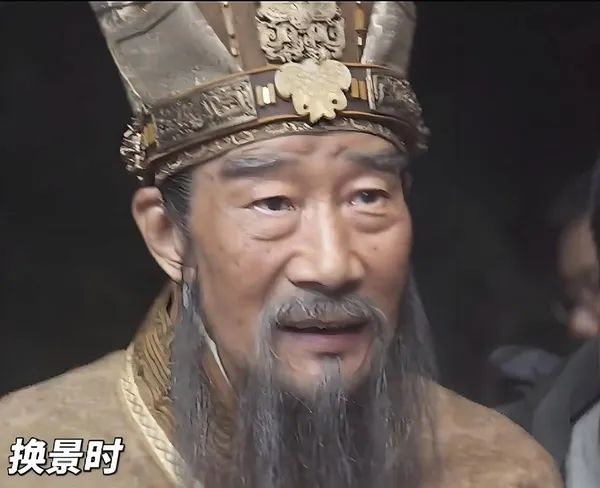 他是中国最“贵”的演员，40年拿33个影帝，曾因演得太像引起民愤