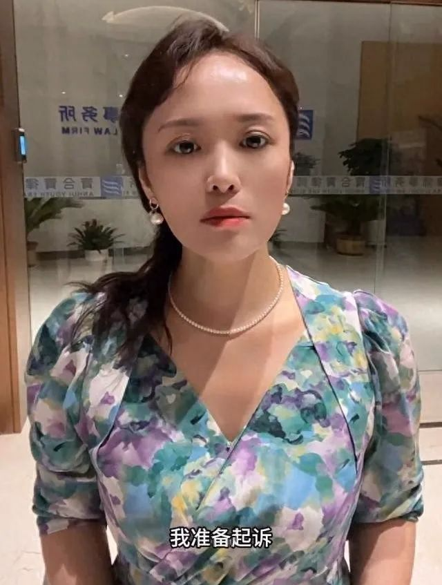 上海一女子，6年被父母包办3次婚姻，嫁大30岁光棍又嫁赌鬼，一听彩礼心寒  第5张