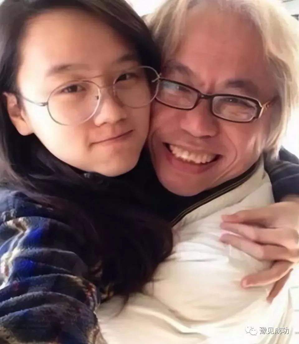 李坤城儿子开撕林靖恩！为争房产伪造签名，还不起房贷还整天酗酒