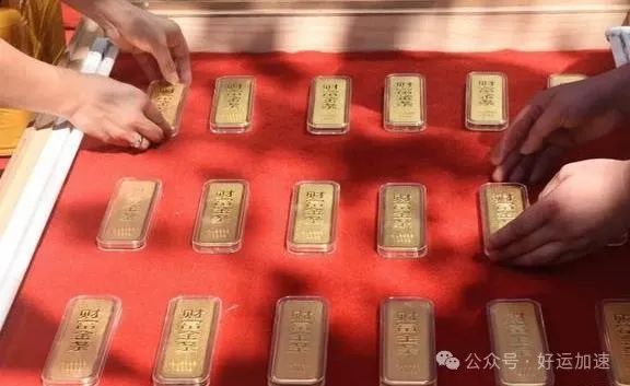 花100万买的金条涨至180万，银行不愿意收，金店只出90万  第14张