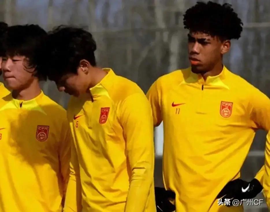 恒大足校培养的年轻球员在中国足球中的表现