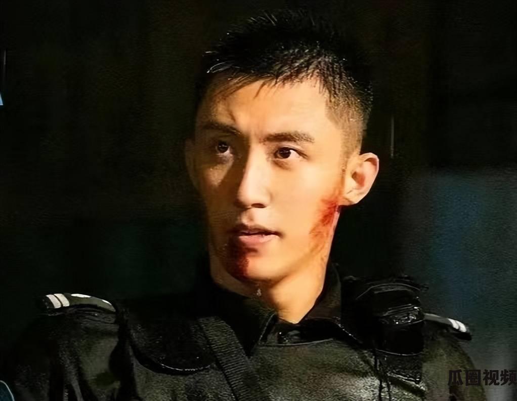 王一博主演，主旋律电影终于上映，中国维和警察故事引关注。