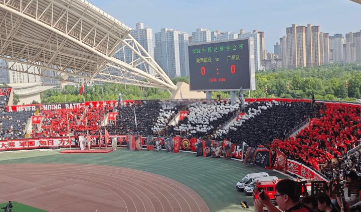 (2024赛季中国足球协会杯第三轮比赛结果)广州球队遭淘汰，汪嵩进球帮助功夫晋级。