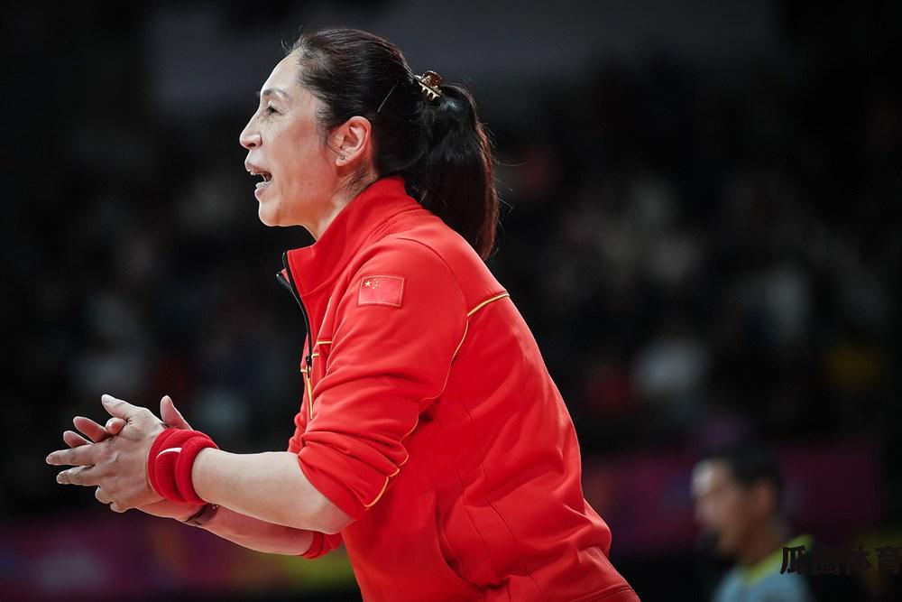 中国女篮备战巴黎奥运会：热身赛日程加码